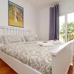 Rosemary-three Bedroom With Terrace And Partial Sea View Holiday home