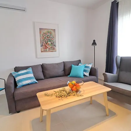 Rosemary-three Bedroom With Terrace And Partial Sea View Dom wakacyjny Klek