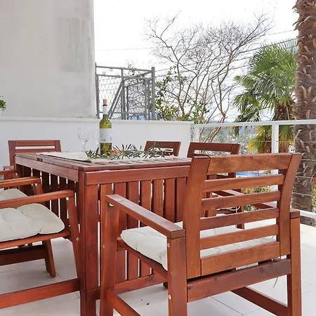 Сasa de vacaciones Rosemary-three Bedroom With Terrace And Partial Sea View Klek