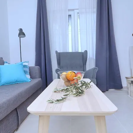 Rosemary-three Bedroom With Terrace And Partial Sea View