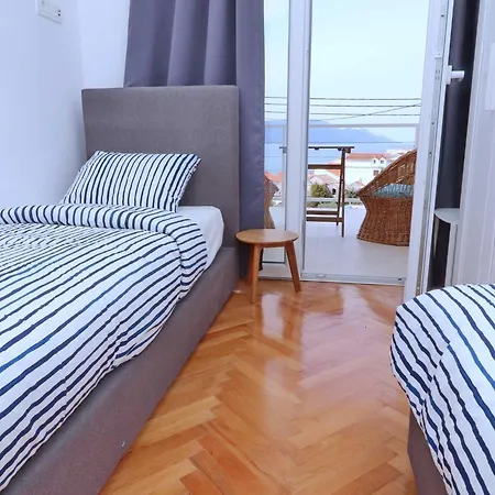 Σπίτι διακοπών Rosemary-three Bedroom With Terrace And Partial Sea View