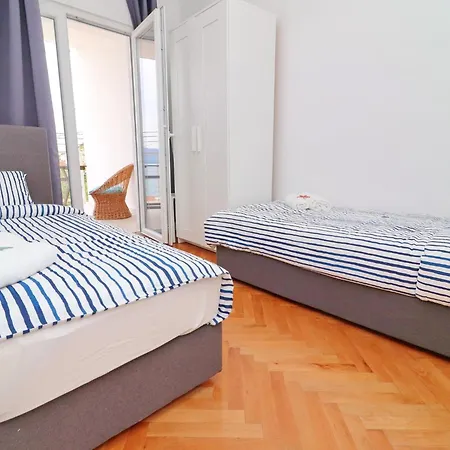 Σπίτι διακοπών Rosemary-three Bedroom With Terrace And Partial Sea View