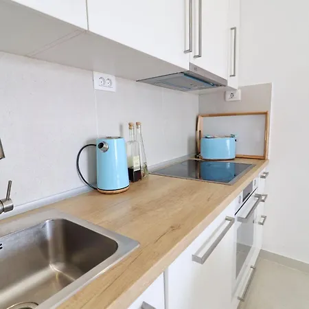 Rosemary-three Bedroom With Terrace And Partial Sea View Klek