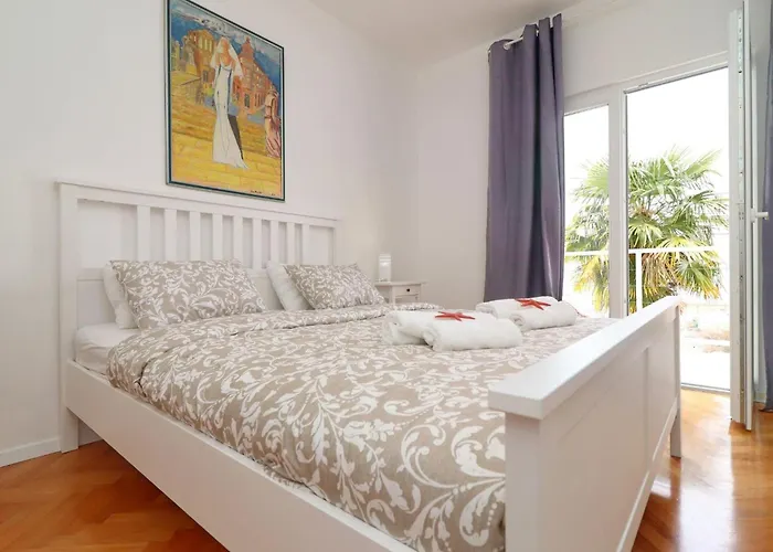 Rosemary-three Bedroom With Terrace And Partial Sea View Сasa de vacaciones